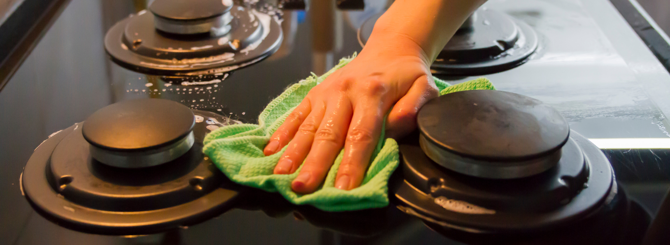 Kitchen-Cleaning-4.png